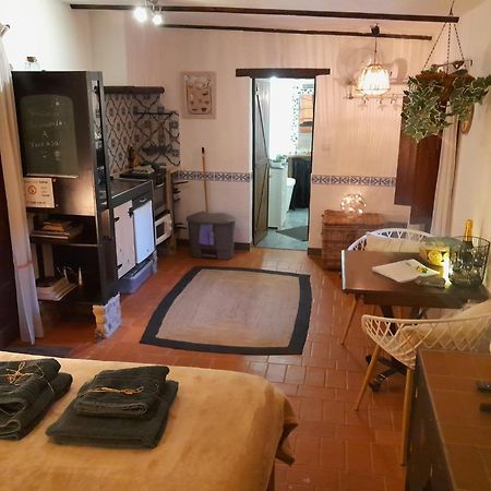 Yuccasa - Small Glamping Camping & Studio'S بومبال المظهر الخارجي الصورة